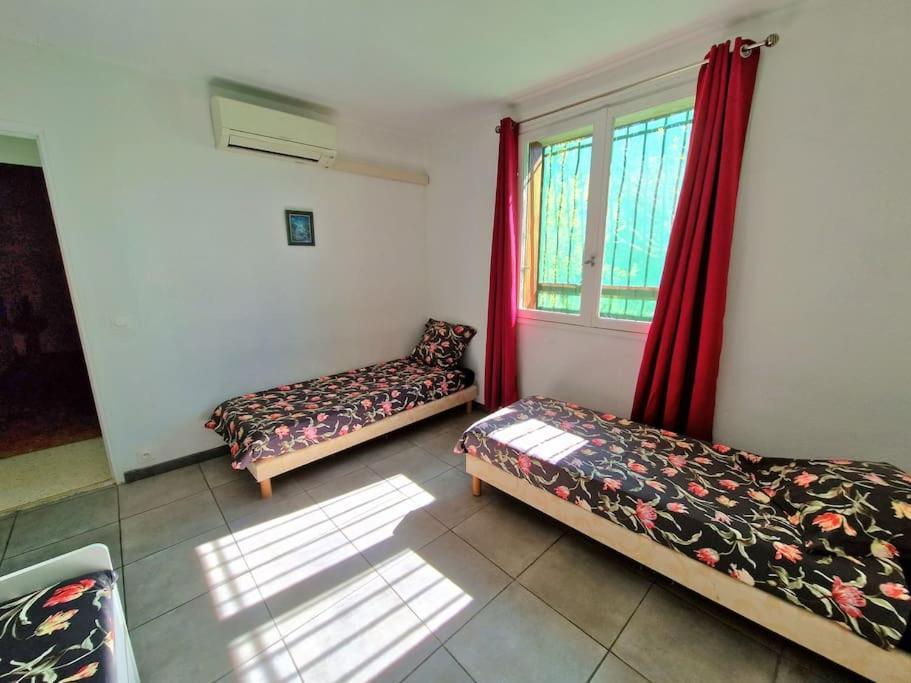 Villa Marseille Dans Les Hauteurs מראה חיצוני תמונה